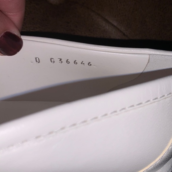 Chanel Loafers 2022 White Silver CC Logo Turn Lock Leather Flats Loafers - Picture 3 of 8